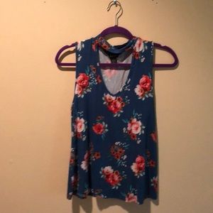 Floral Cutout Tanktop